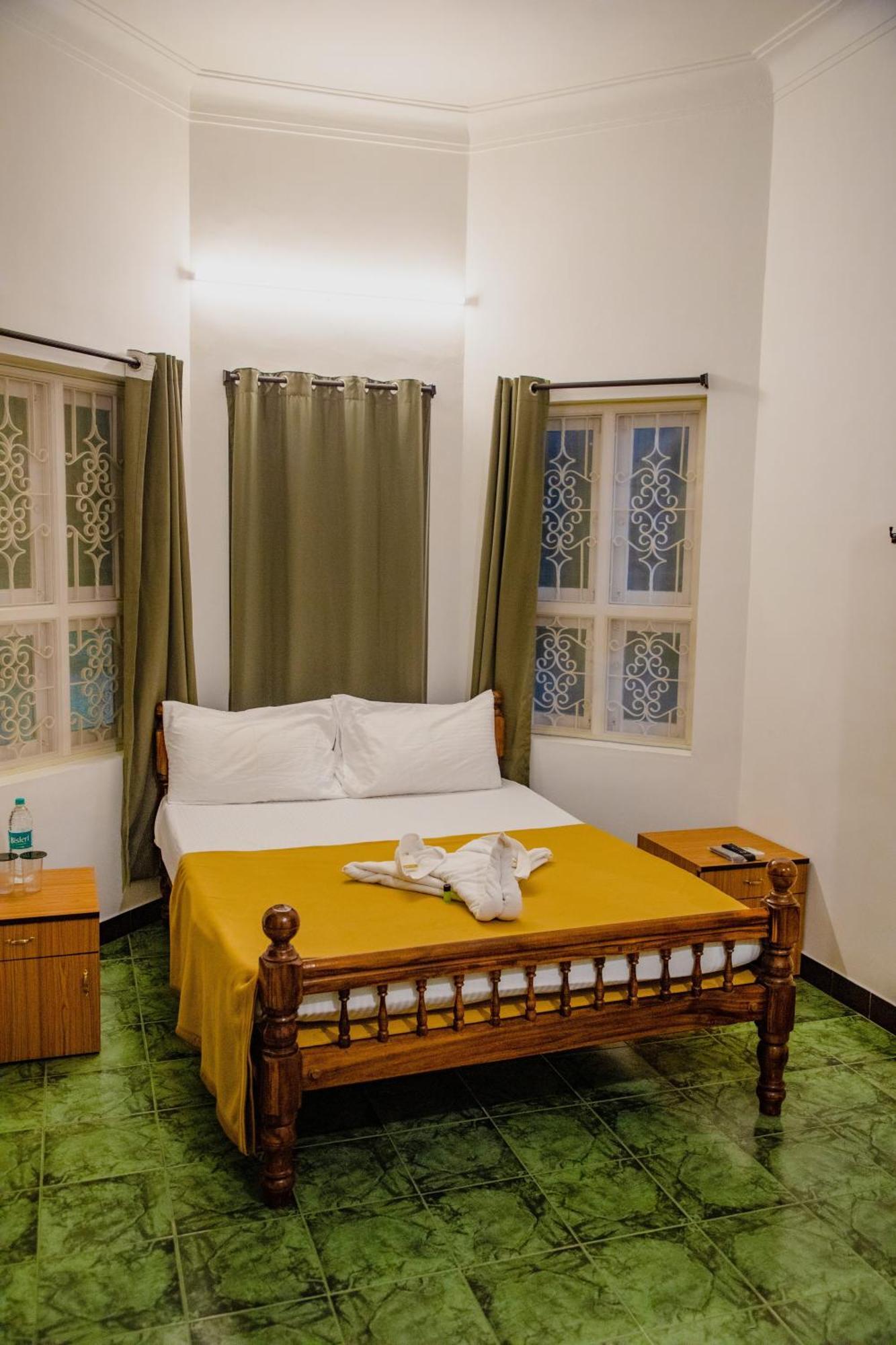 Maison Blanche Near Rock Beach Pondicherry Exterior foto